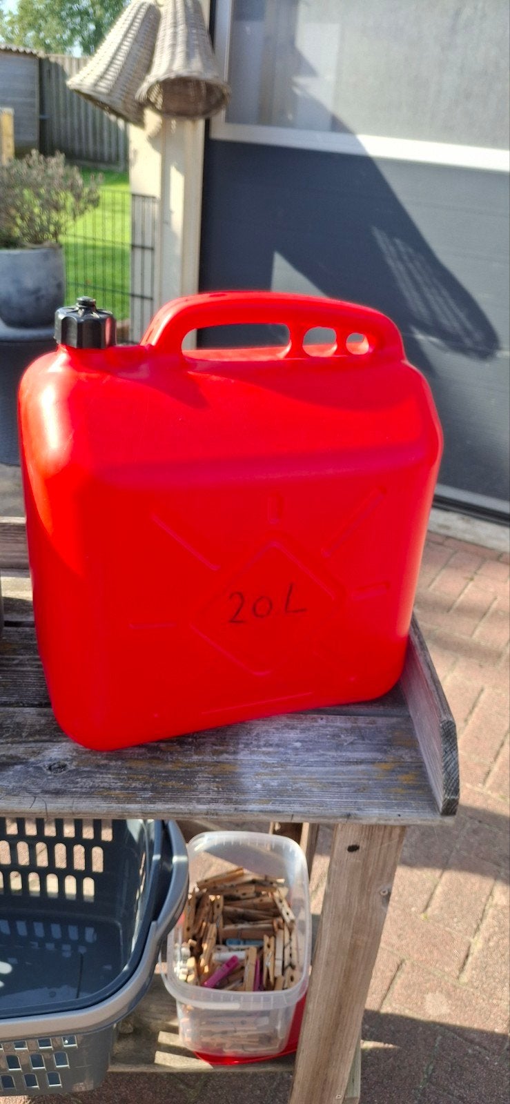 Jerry cans 20 liter, Ophalen of Verzenden