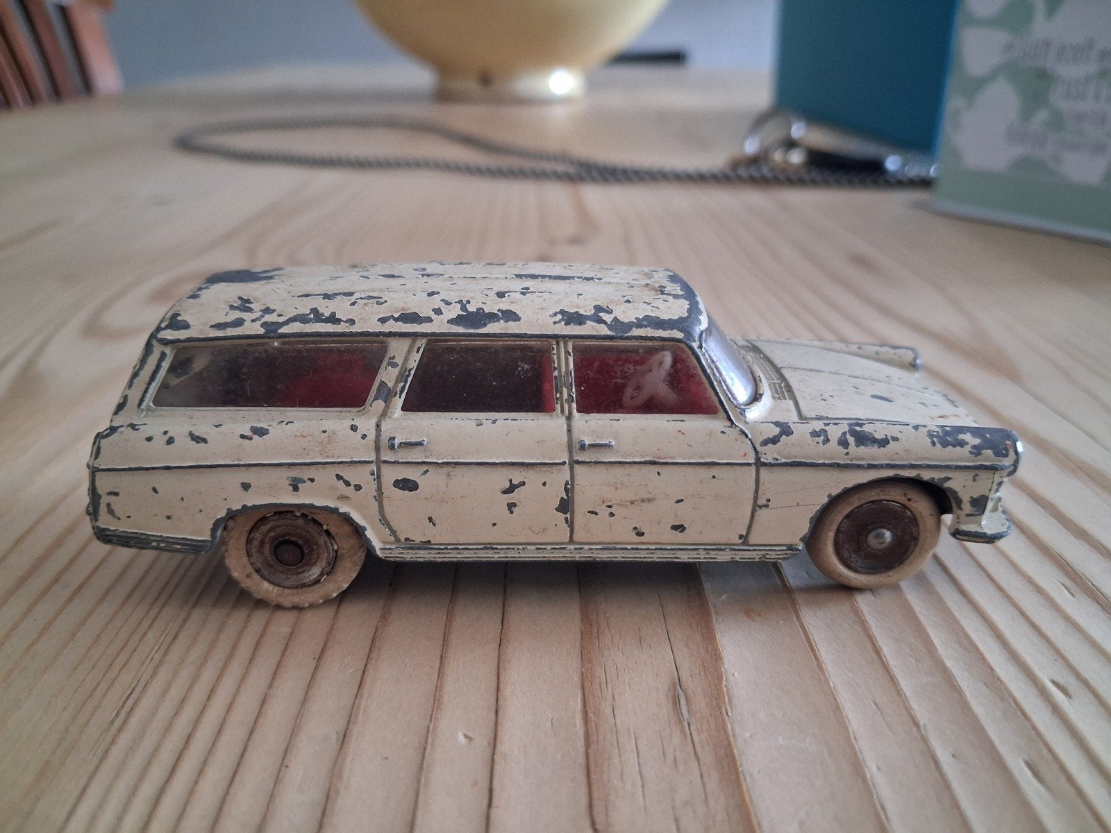 Dinky Toys Peugeot 404 break, Ophalen of Verzenden, Gebruikt, Auto, Dinky Toys