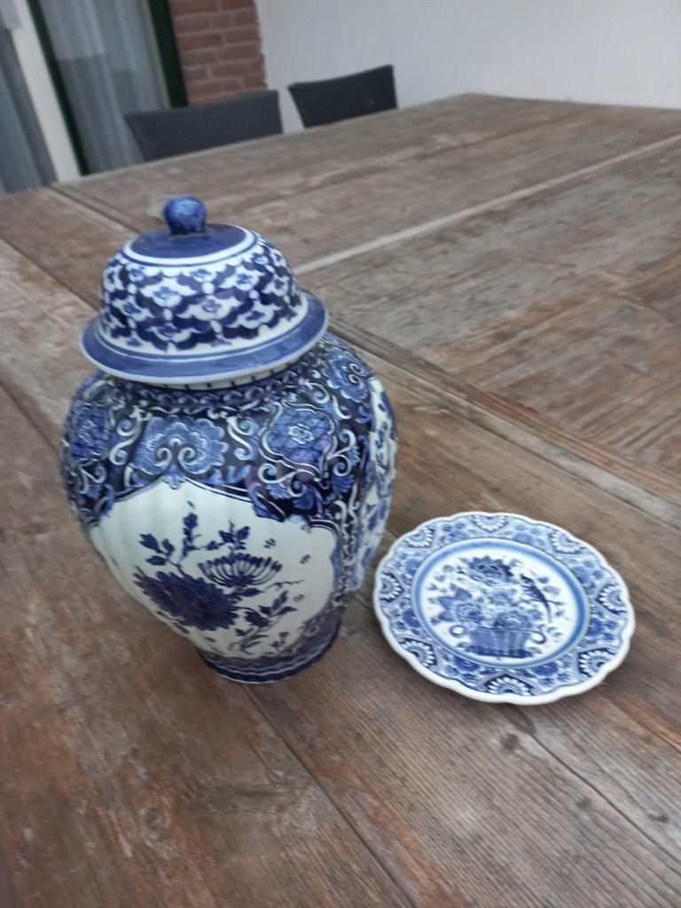 Delftsblauwe pot met deksel en bijpassend wandbord, Antiek en Kunst, Antiek | Porselein, Ophalen of Verzenden