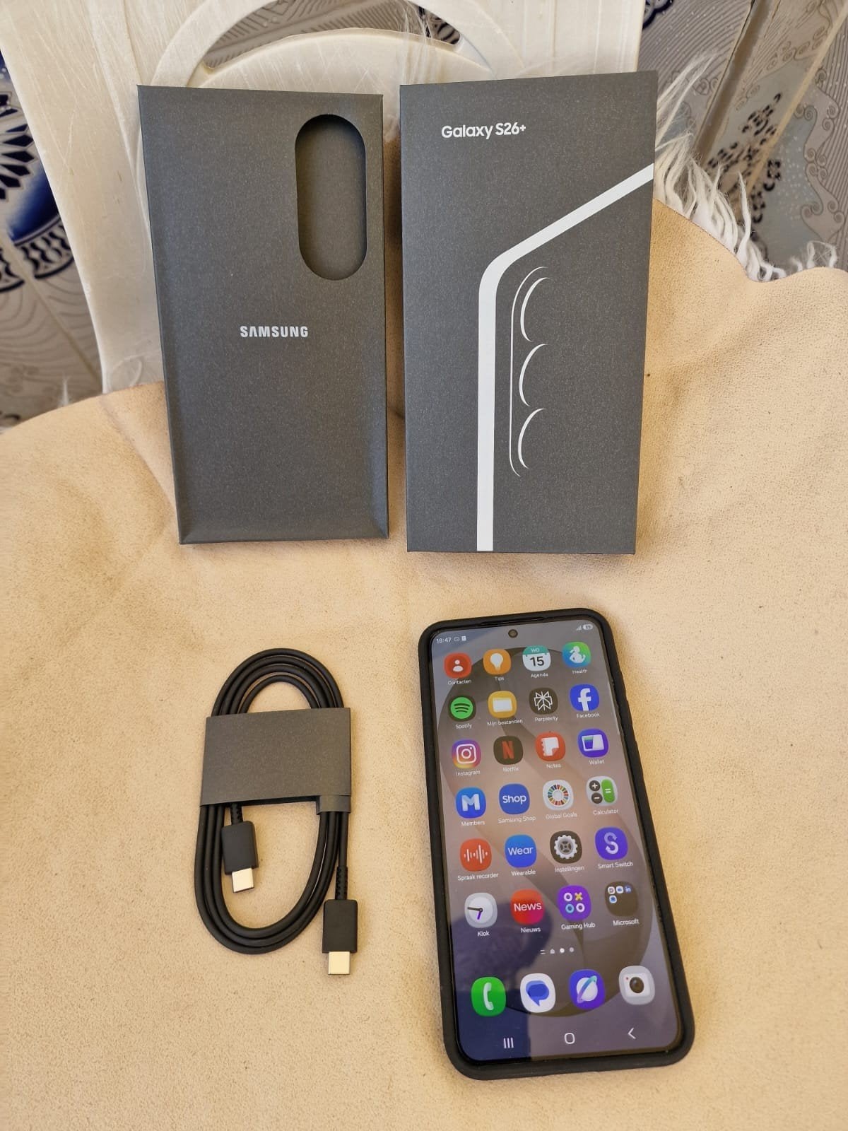 Samsung Galaxy S26+, Ophalen, Nieuw, 6 megapixel of meer