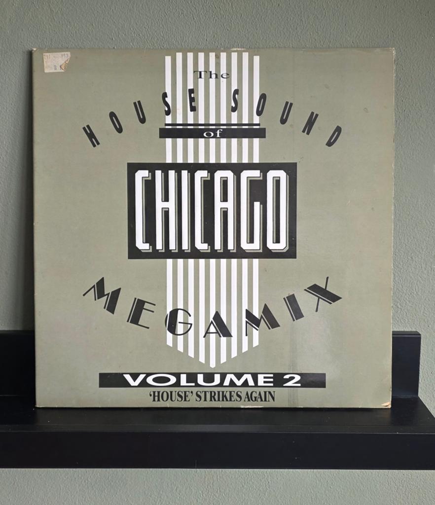 Lp, The House Sound of Chicago megamix vol.2 izgst, 1980 - 1989, Ophalen of Verzenden, Zo goed als nieuw, 12 inch