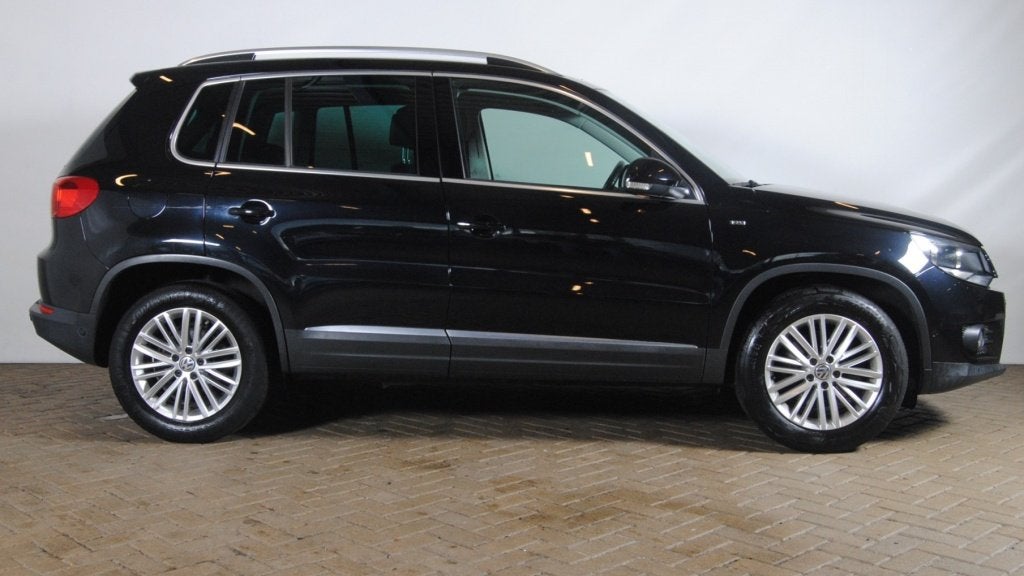 Volkswagen Tiguan 1.4 TSI Sport&Style | Nav | Cruise | Trekh, Voorwielaandrijving, Euro 5, 15 km/l, Gebruikt