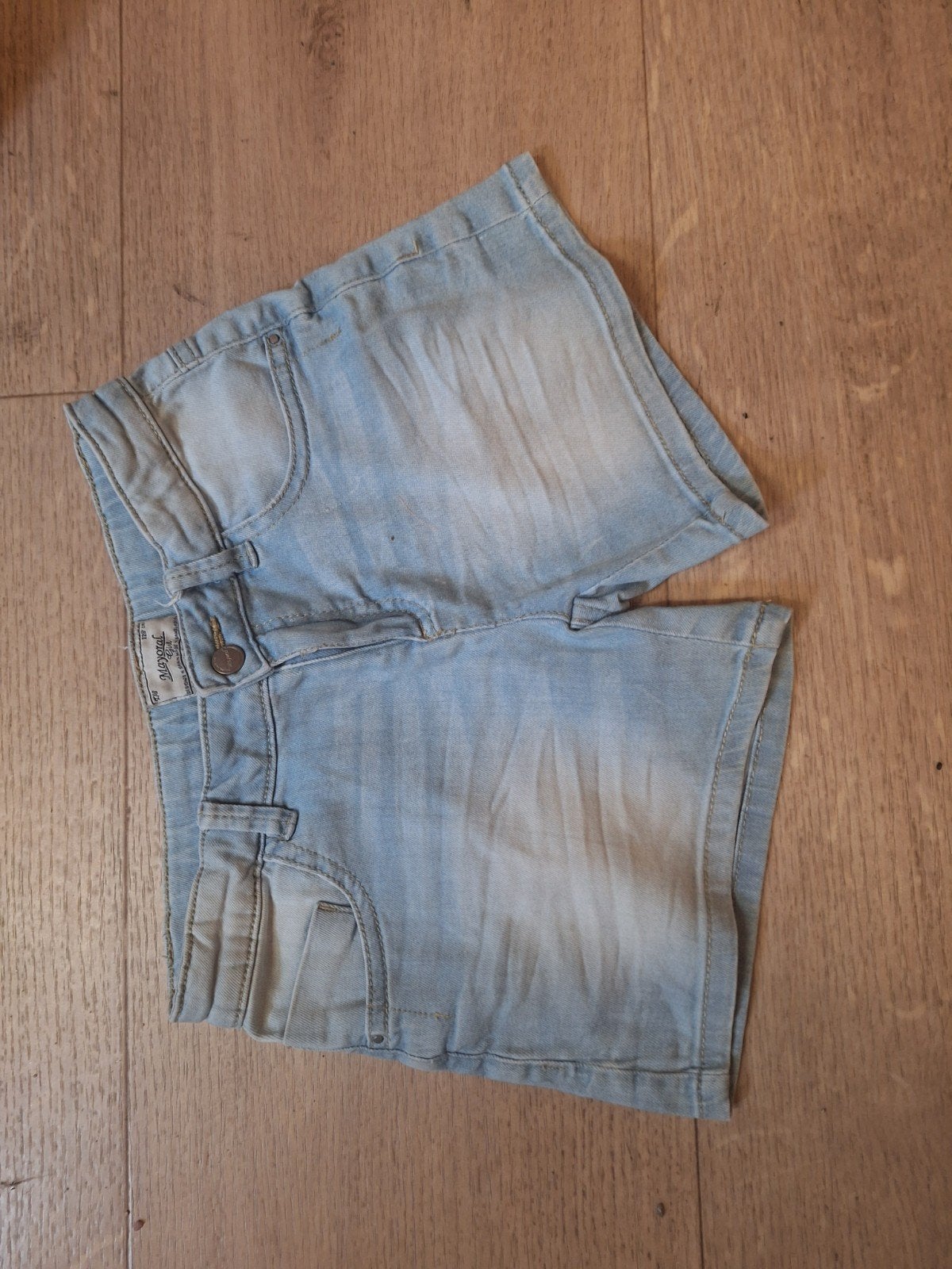 Mayoral korte broek 128, Kinderen en Baby's, Kinderkleding | Maat 128, Ophalen of Verzenden, Zo goed als nieuw, Meisje, Broek
