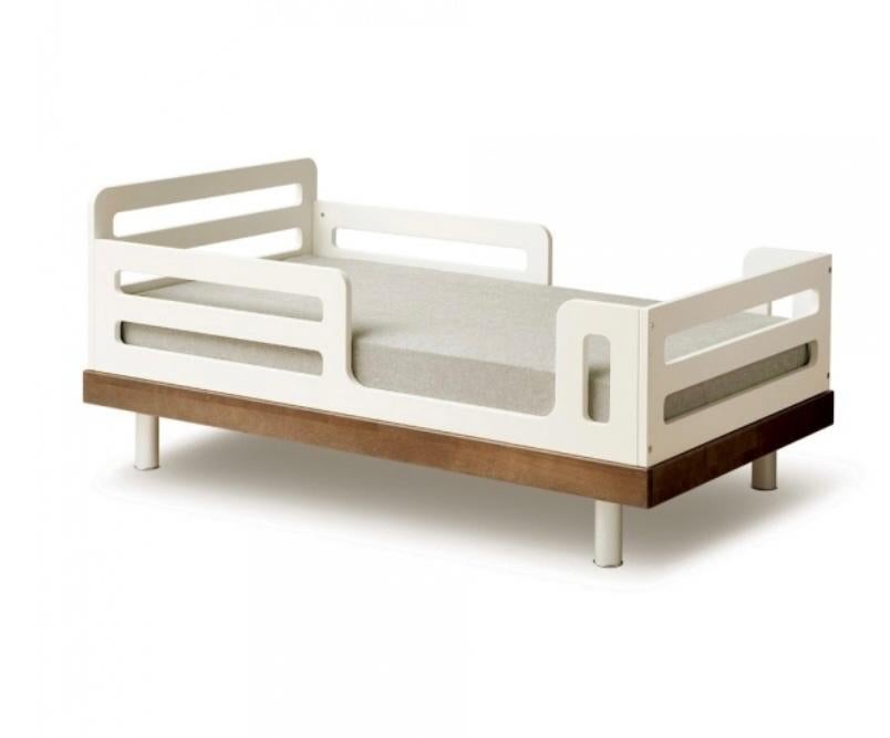 Oeuf NYC Peuterbed - Walnoot (Minimalistisch & Duurzaam) -, Ophalen, 70 tot 85 cm, 140 tot 160 cm, Zo goed als nieuw