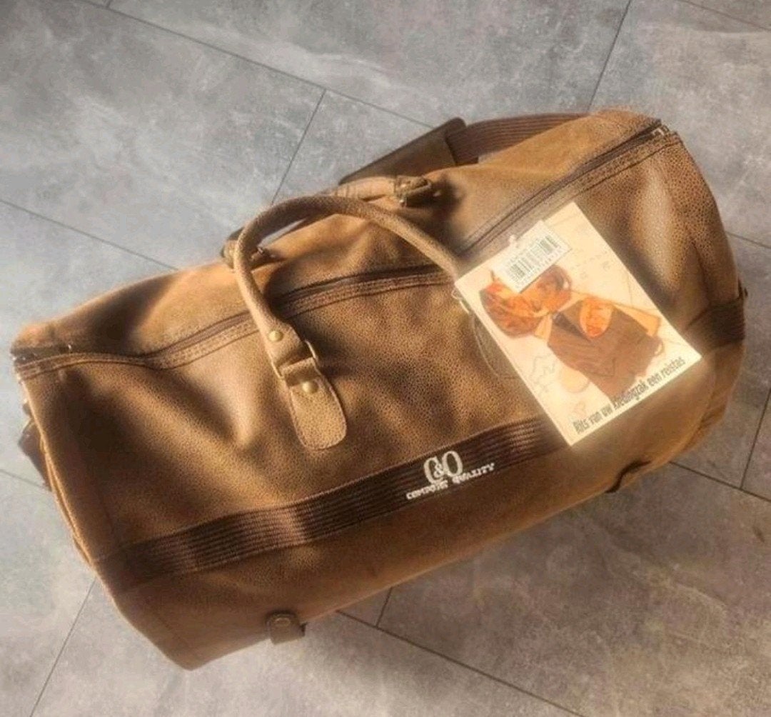 Nieuw lederen bruine reistas, 40 tot 60 cm, 20 tot 30 cm, Bruin, Nieuw