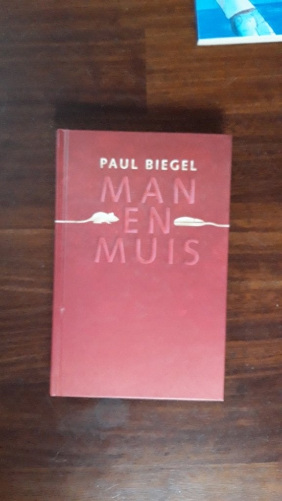   MAN  EN  MUIS   van  Paul Biegel  , Boeken, Ophalen of Verzenden, Zo goed als nieuw