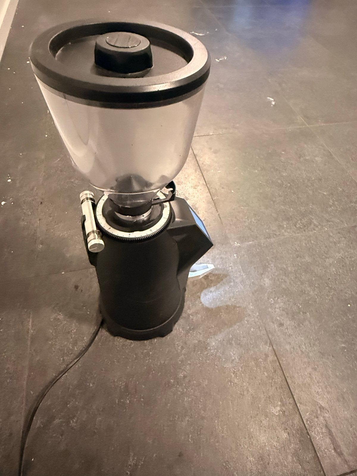 Professionele koffiemolen met display, Ophalen, Gebruikt, Overige modellen, 10 kopjes of meer