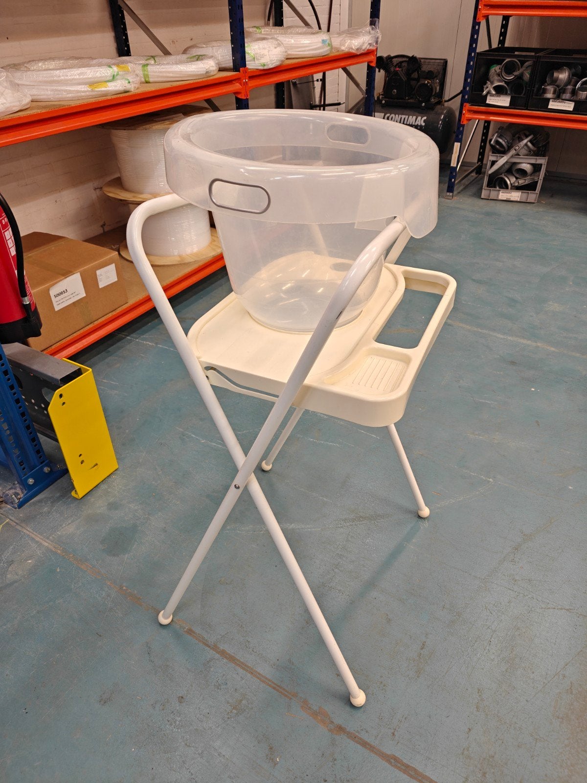 Tummy Tub babybadje met standaard - max 10kg, Kinderen en Baby's, Badjes en Verzorging, Ophalen