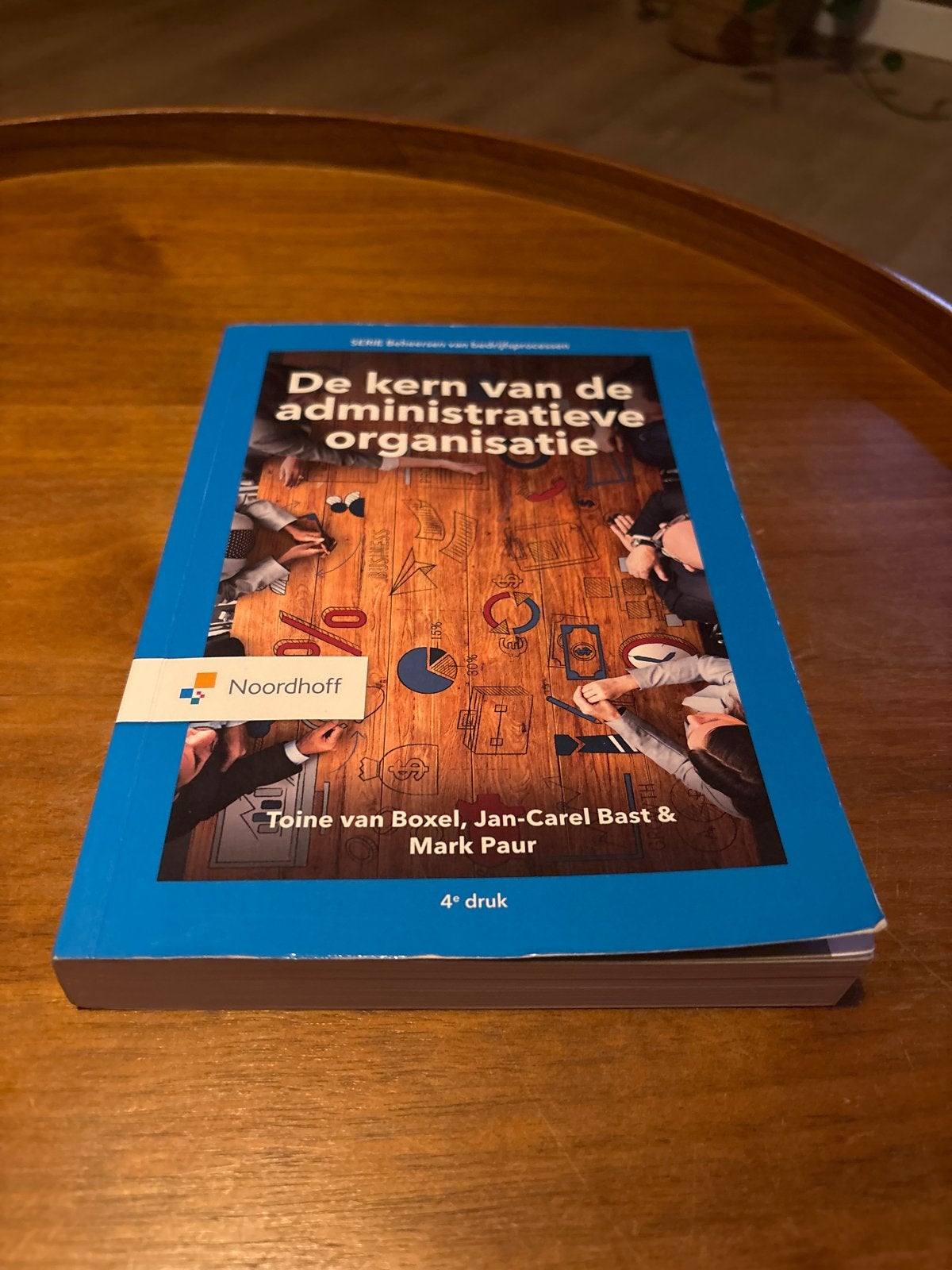 De kern van de administratieve organisatie - 4e druk, Boeken, Ophalen of Verzenden, Gelezen