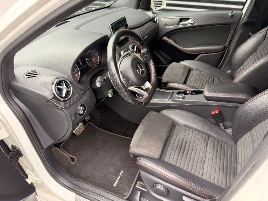 Mercedes-Benz B-Klasse 180 Bus. Sol. AMG| AUTOMAAT| TREKHAAK, Automaat, 1325 kg, Gebruikt, Euro 6