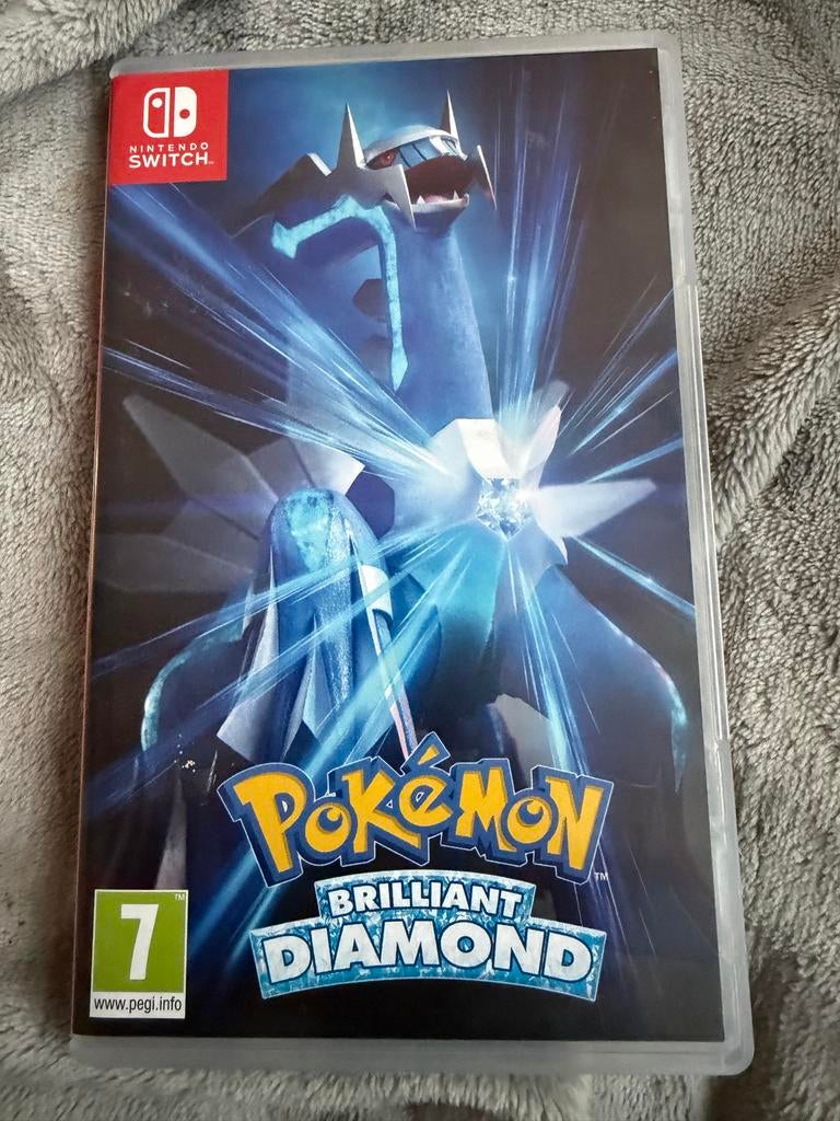 Pokémon Brilliant Diamond Nintendo Switch, Spelcomputers en Games, Games | Nintendo Switch, Ophalen, Online, 1 speler, Zo goed als nieuw