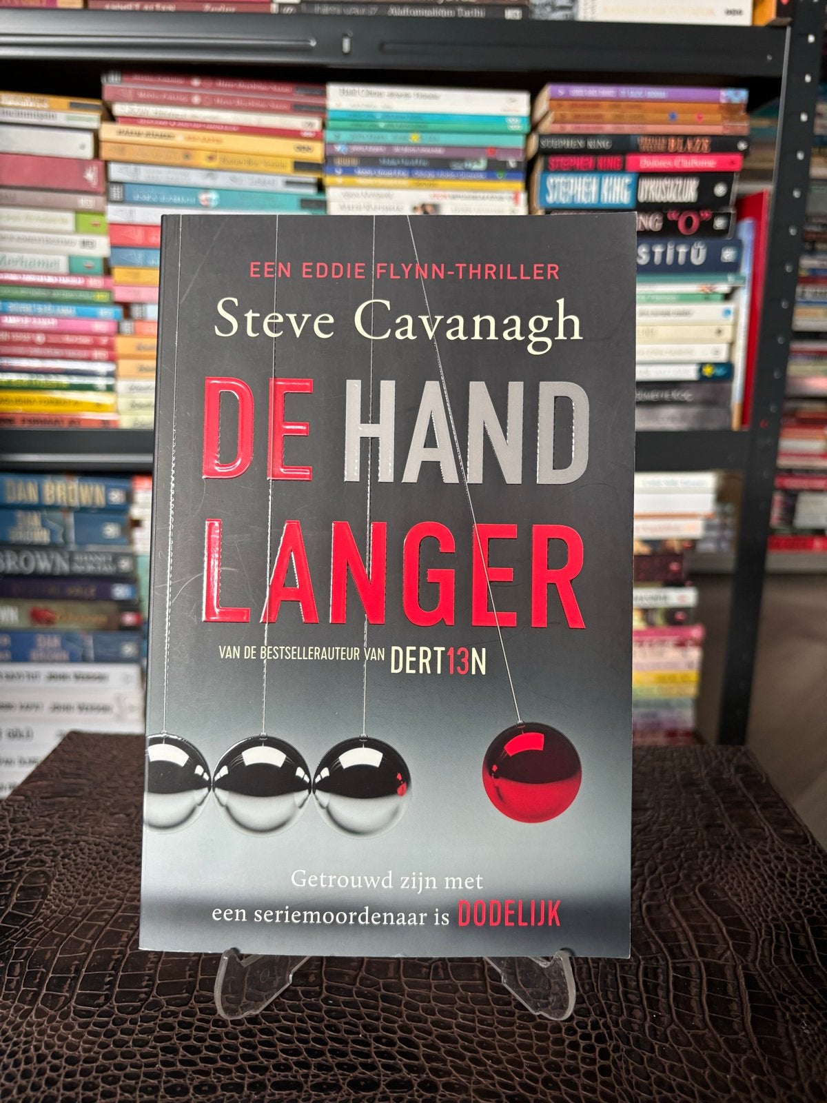 De Handlanger - Steve Cavanagh (Eddie Flynn-thriller), Ophalen of Verzenden, Zo goed als nieuw