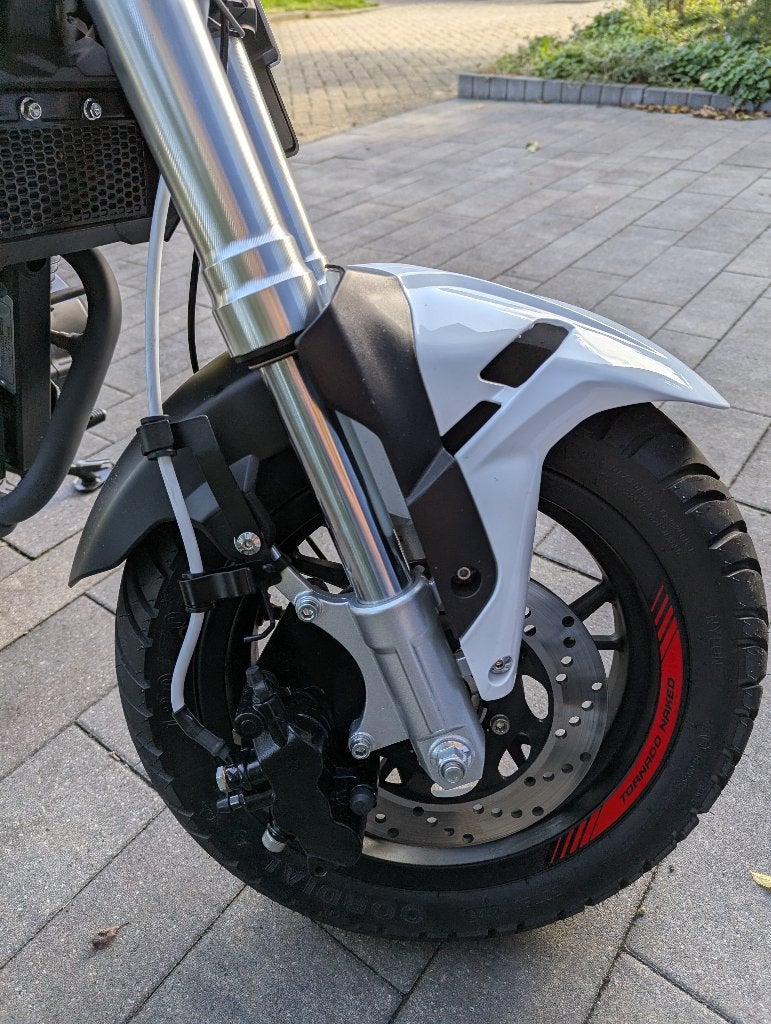 Benelli Tornado TNT 125 2025 - 1200km, Motoren, Occasion, Particulier, 125 cc, Overig