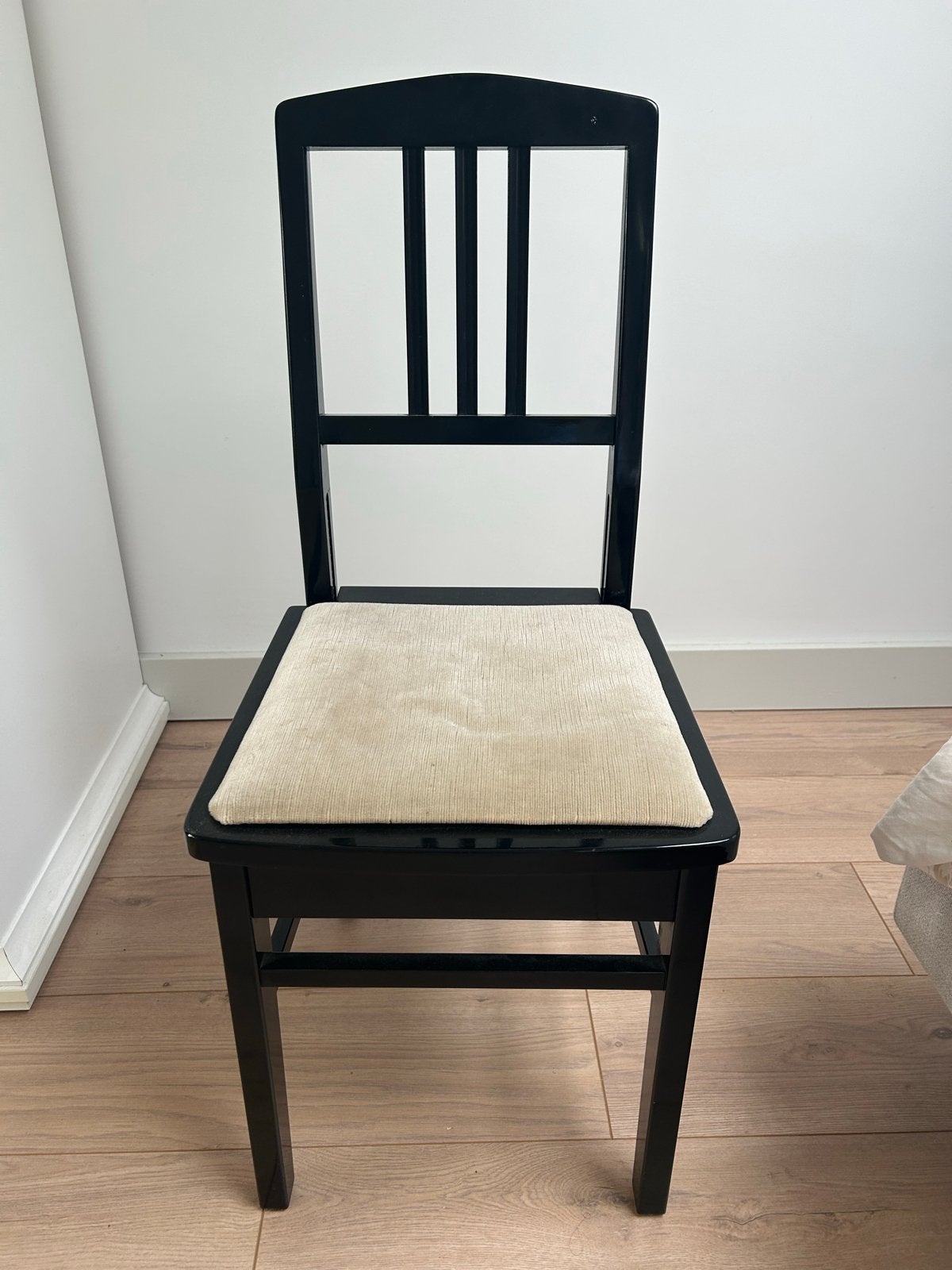 Beethoven pianostoel (made in japan) met verstelbare zitting, Huis en Inrichting, Stoelen, Zo goed als nieuw, Eén, Hout, Zwart