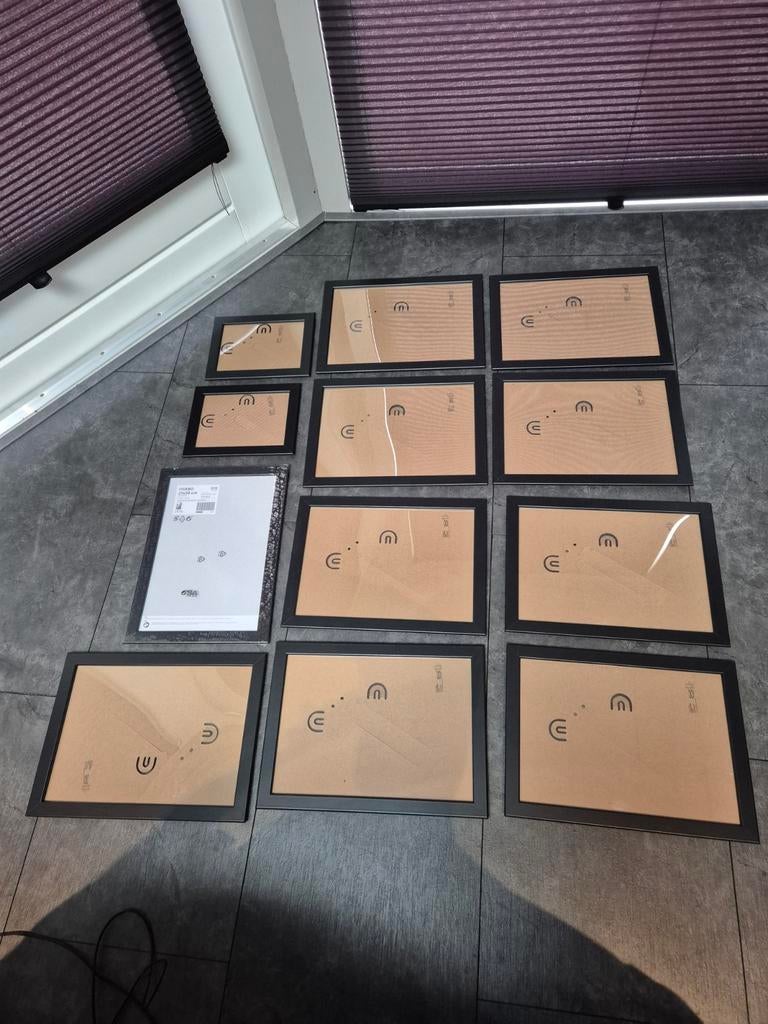 12 ikea fotolijstjes, Ophalen, Zo goed als nieuw