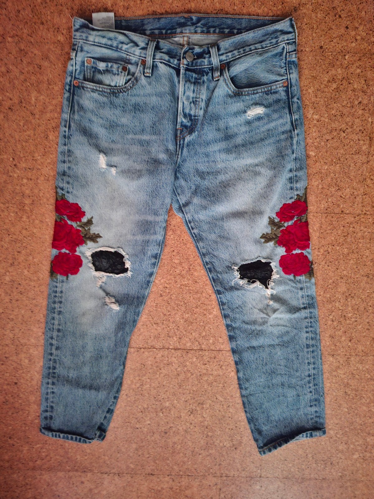 Levis 501 damespruik met borduursel, W28/L26 zoals getoond, Ophalen of Verzenden, Blauw, W28 - W29 (confectie 36)