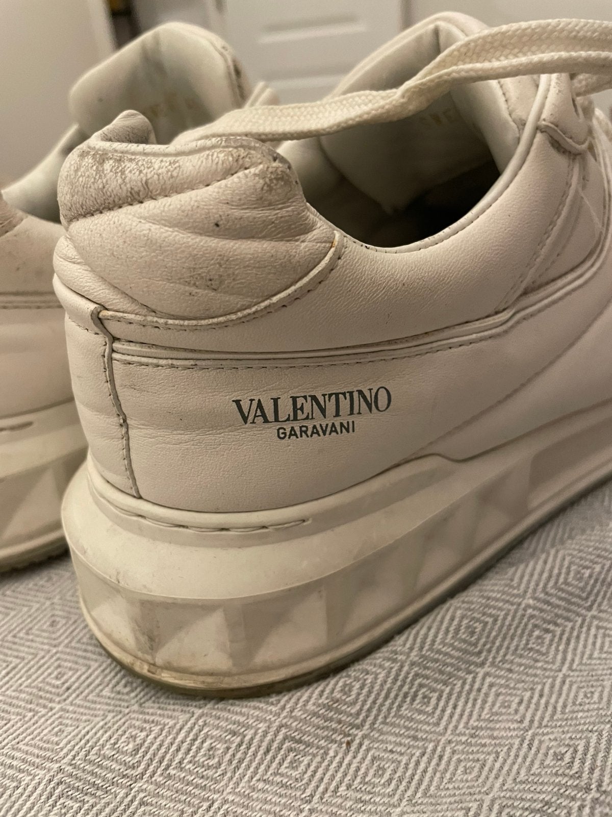 Valentino cafarani, Valentino, Wit, Ophalen of Verzenden, Sneakers of Gympen