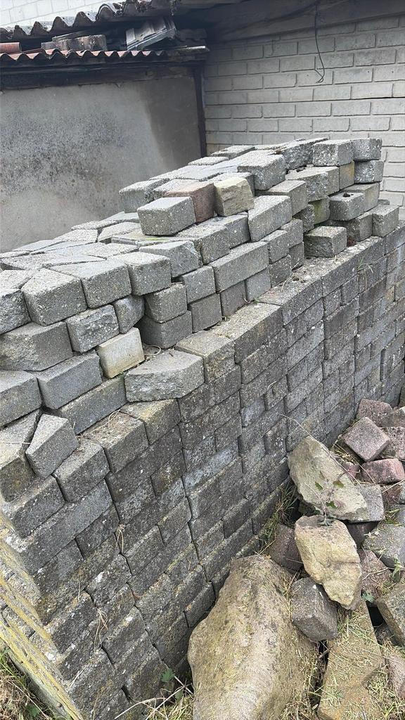 Klinkers gratis, Ophalen, Zo goed als nieuw, Beton, Klinkers