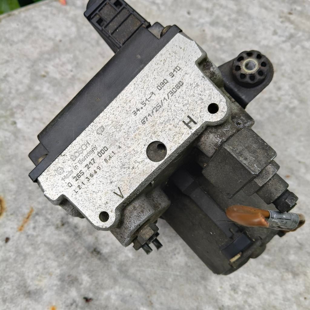 ABS pomp BMW E39 / E38 Bosch 0265 217 000, Ophalen of Verzenden, Gebruikt, BMW