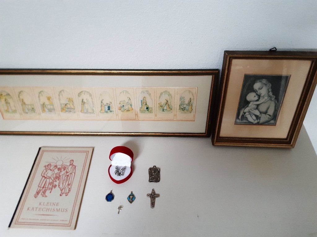 enkele religie voorwerpen, Ophalen of Verzenden, Gebruikt, Sieraad, Christendom | Katholiek