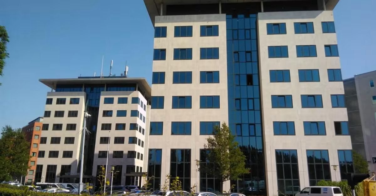 Ter overname 2 hotelkamers 19 juni Toppers!!, Twee personen, 1 overnachting