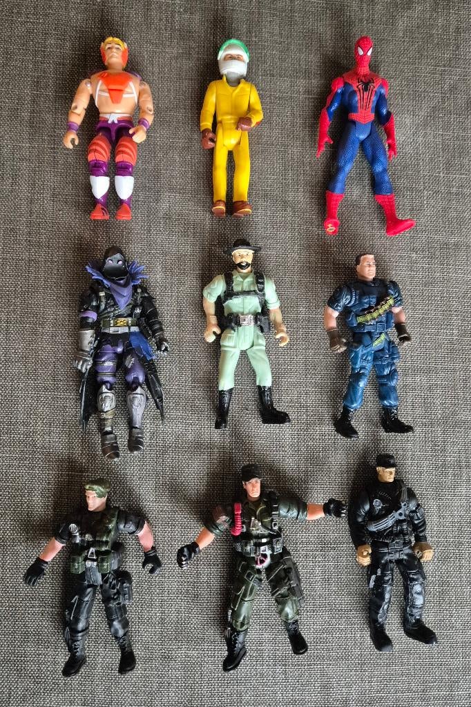 9 actie figuurtjes; Chap Mei, GI Joe? en een Spiderman, Verzamelen, Ophalen of Verzenden, Gebruikt