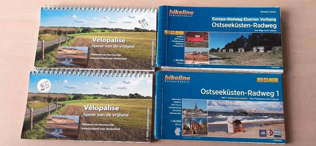 Bikeline Europafietser Oostzee Velopalise, Boeken, Europa, Ophalen of Verzenden, Reisgids of -boek, Gelezen