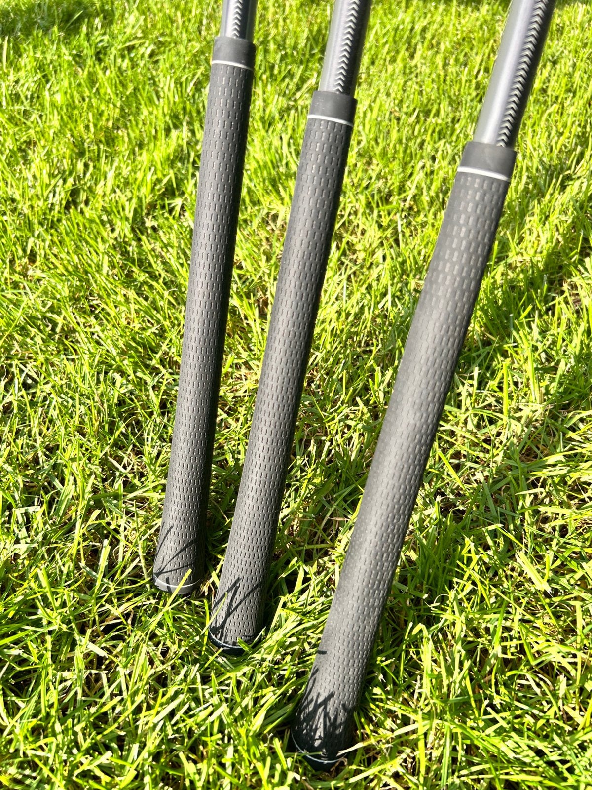 Foto 3 van Set van 3 inesis golfclubs IJzer 6/7, IJzer 8/9 en 'P'