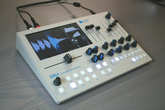 GR-1 Granular Synthesizer, Overige merken, Zo goed als nieuw, Met midi-aansluiting, Overige aantallen