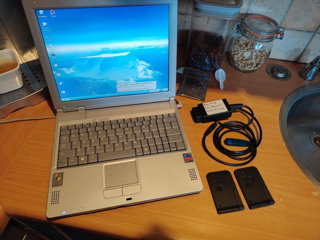 Renault / Nissan keycard programeer software, Ophalen of Verzenden