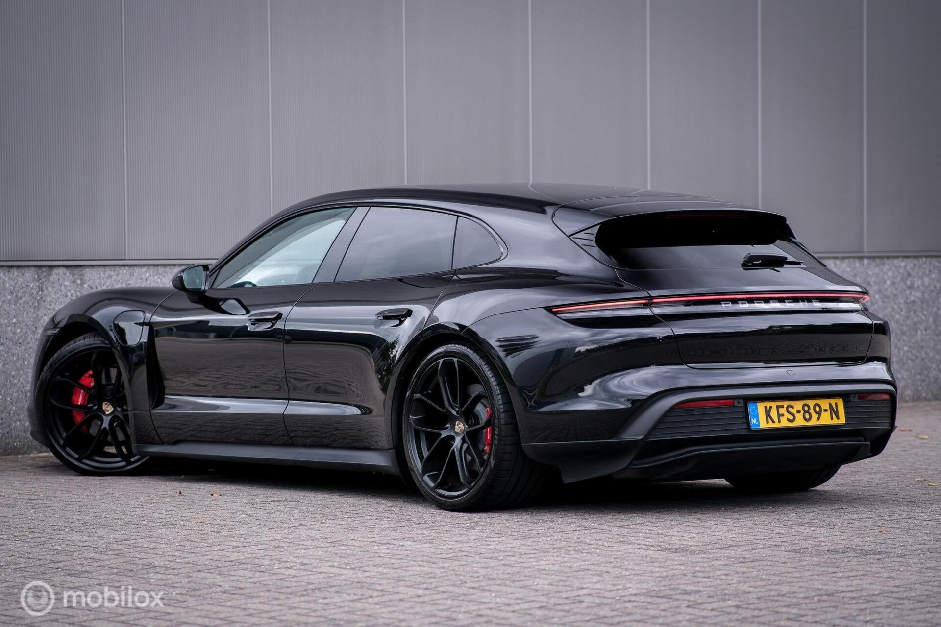 Porsche Taycan Sport Turismo 4S 93 kWh | Approved | Sportchr, Auto's, Automaat, Gebruikt, Zwart, 4 stoelen