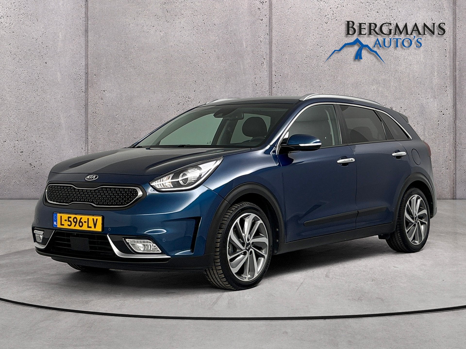 Kia Niro 1.6 Hybrid DynamicPlusLine // DEALERONDERHOUDEN //, Gebruikt, Blauw, Leder en Stof, 23 km/l