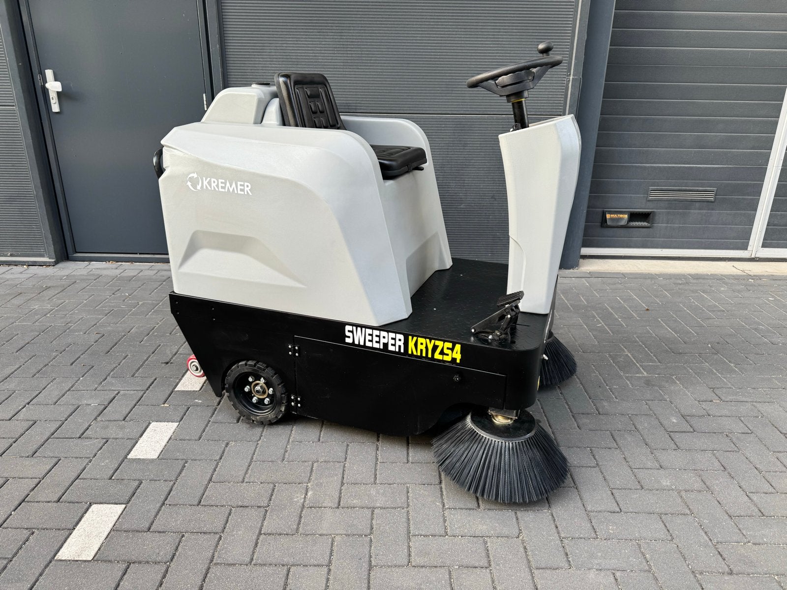 Kremer Sweeper KRYZ54 - Krachtige Veegmachine nieuw, Ophalen of Verzenden