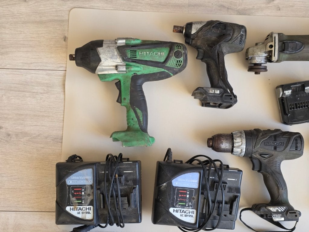 Foto 5 van :Partij Elektrisch Gereedschap(Makita & Hitachi)Opknappers