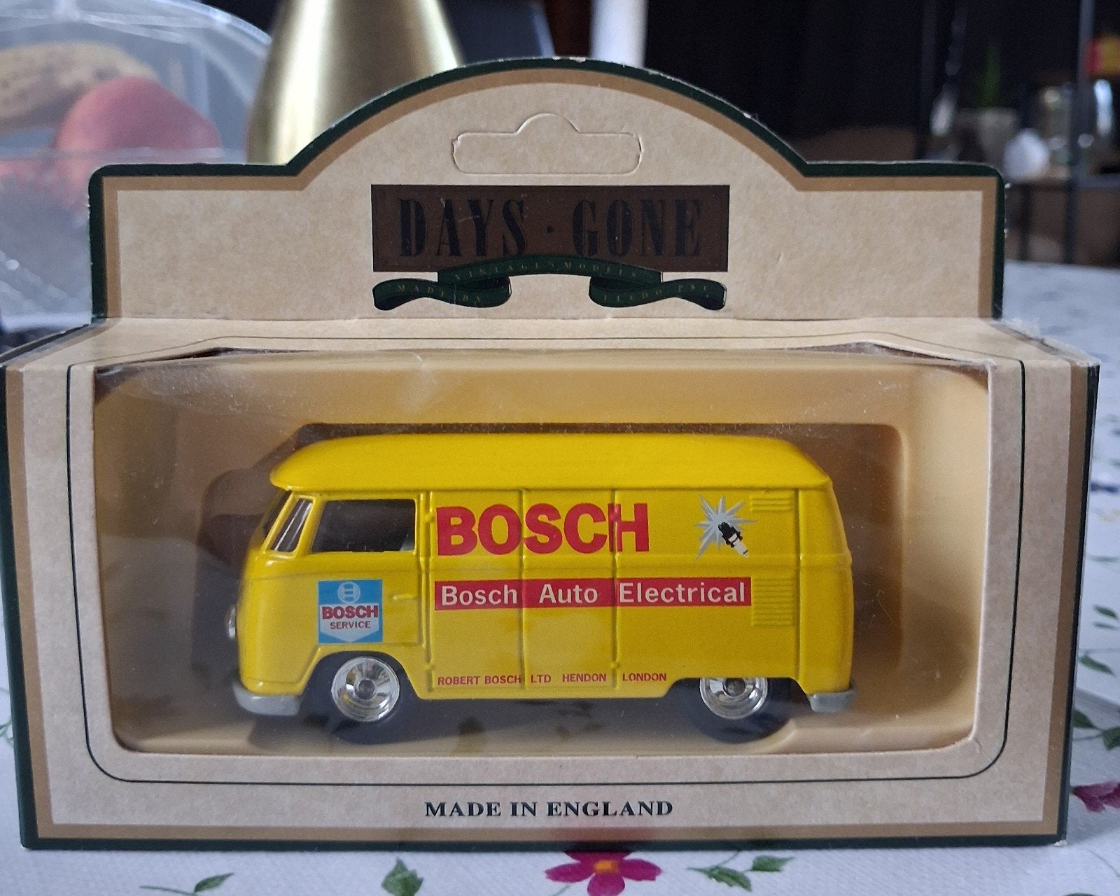 Mooi T1 VW Busje Bosch - Days Gone - Originele Doos, Overige merken, 1:50 of kleiner, Auto, Ophalen of Verzenden