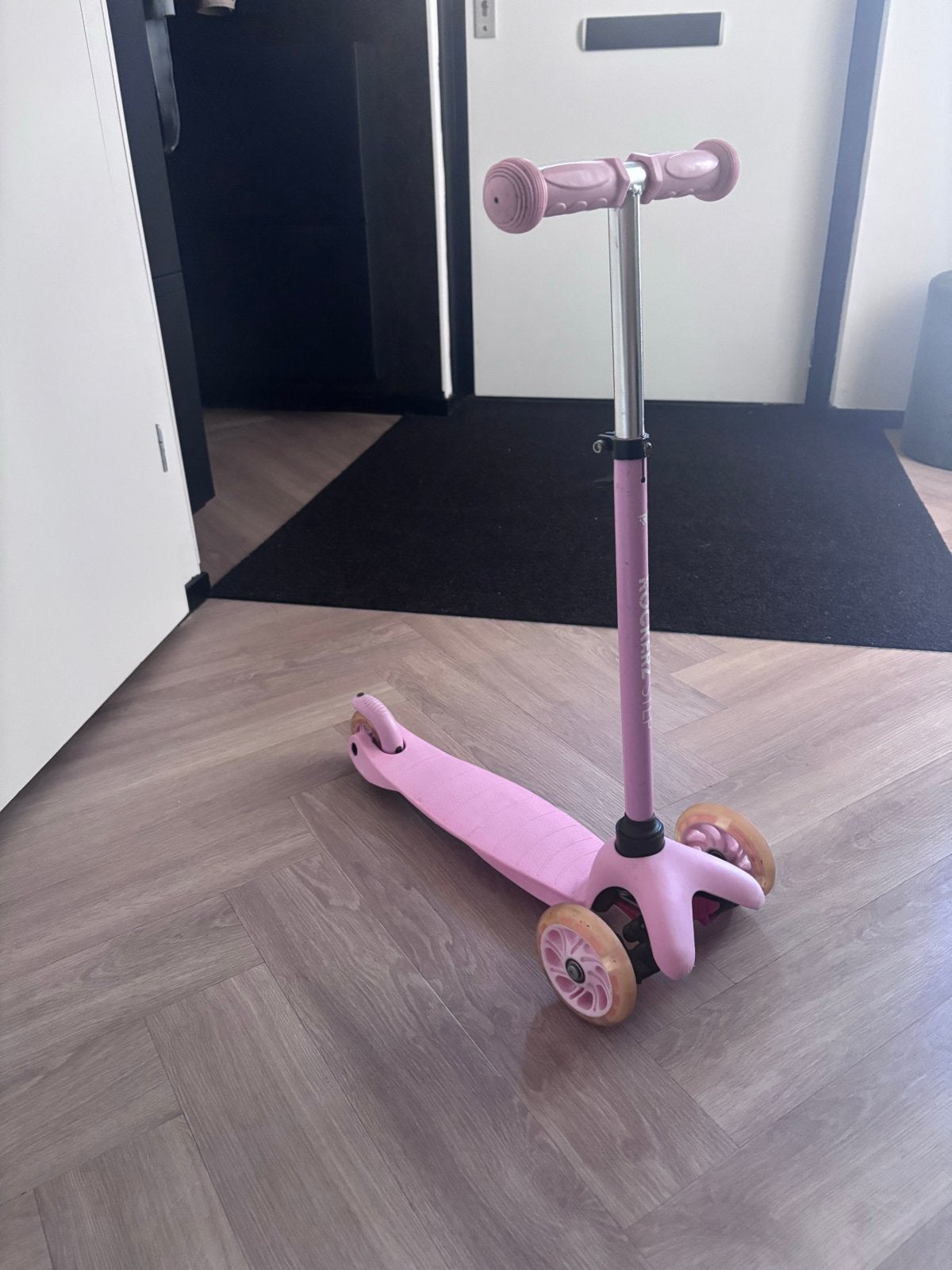 Roze kinderstep met 3 wielen, Fietsen en Brommers, Steps, Ophalen of Verzenden, Gebruikt, Gewone step