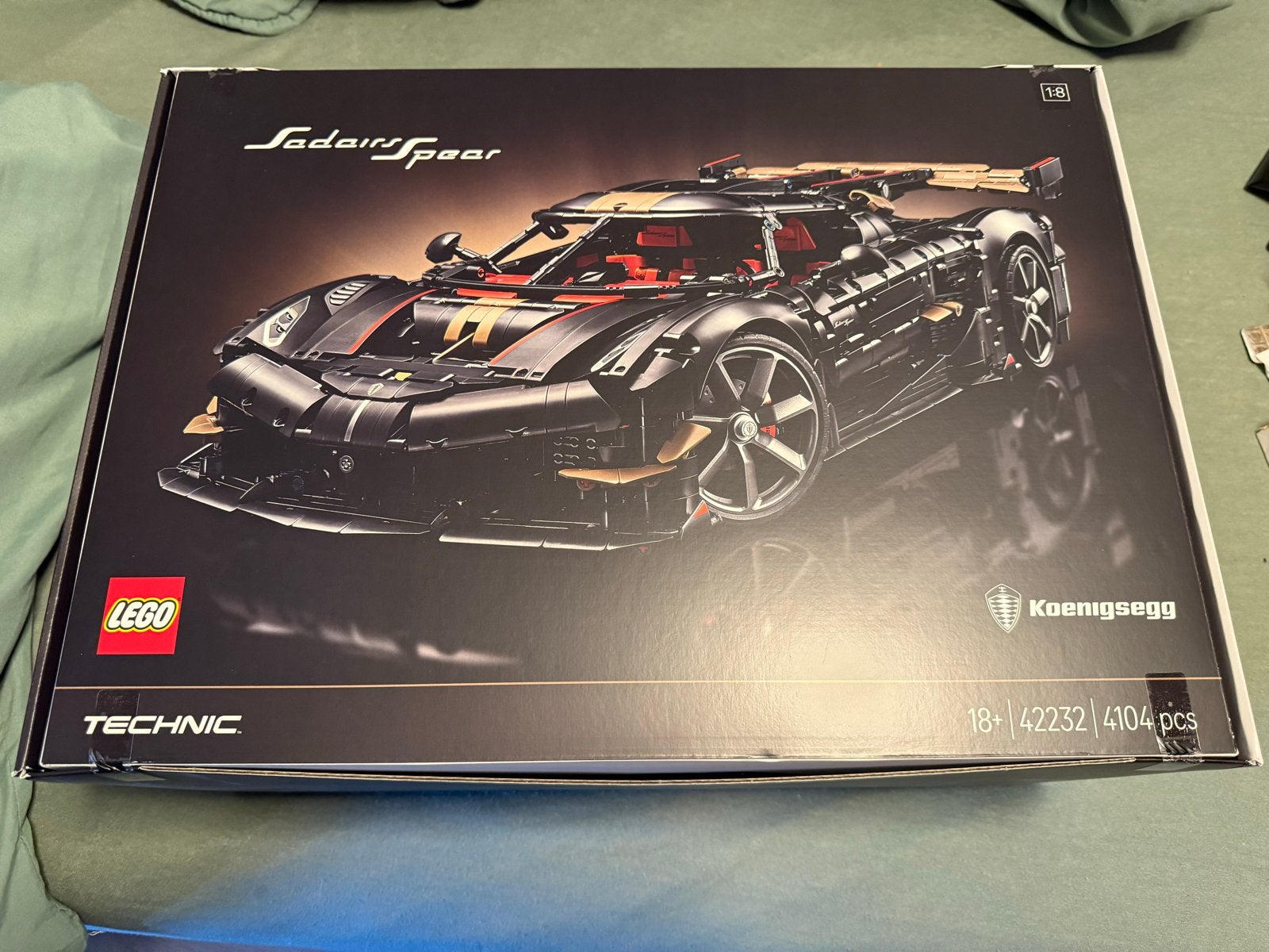 Foto 2 van LEGO Technic Koenigsegg - 42232 NIEUW IN DOOS