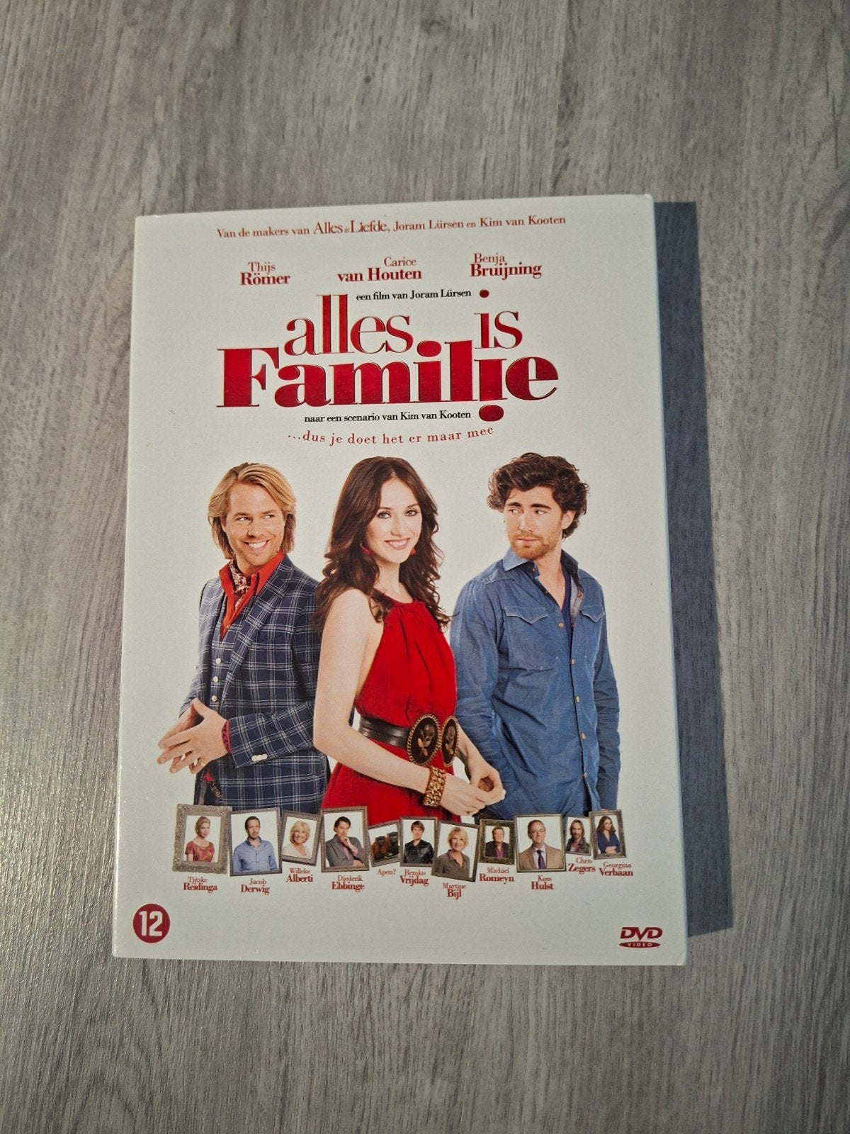 Alles is Familie op DVD - Leuke Nederlandse film, Vanaf 12 jaar, Ophalen of Verzenden, Zo goed als nieuw, Overige genres