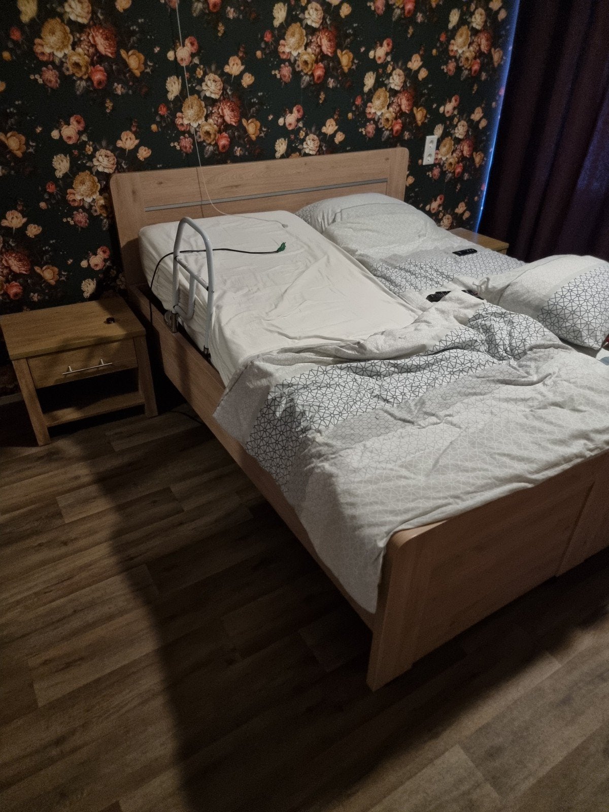 seniorenbed., Ophalen of Verzenden, Zo goed als nieuw, Eenpersoons