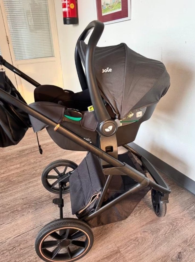 Kinderwagen, Kinderen en Baby's, Kinderwagens en Combinaties, Overige merken, Ophalen of Verzenden, Zo goed als nieuw, Combiwagen