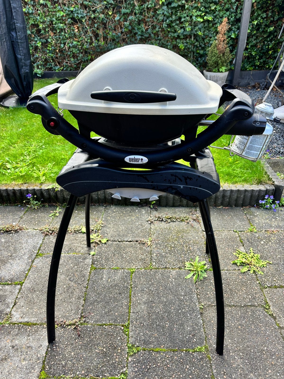 Weber Q 1000 gasbarbecue met onderstel, Tuin en Terras, Ophalen, Gebruikt