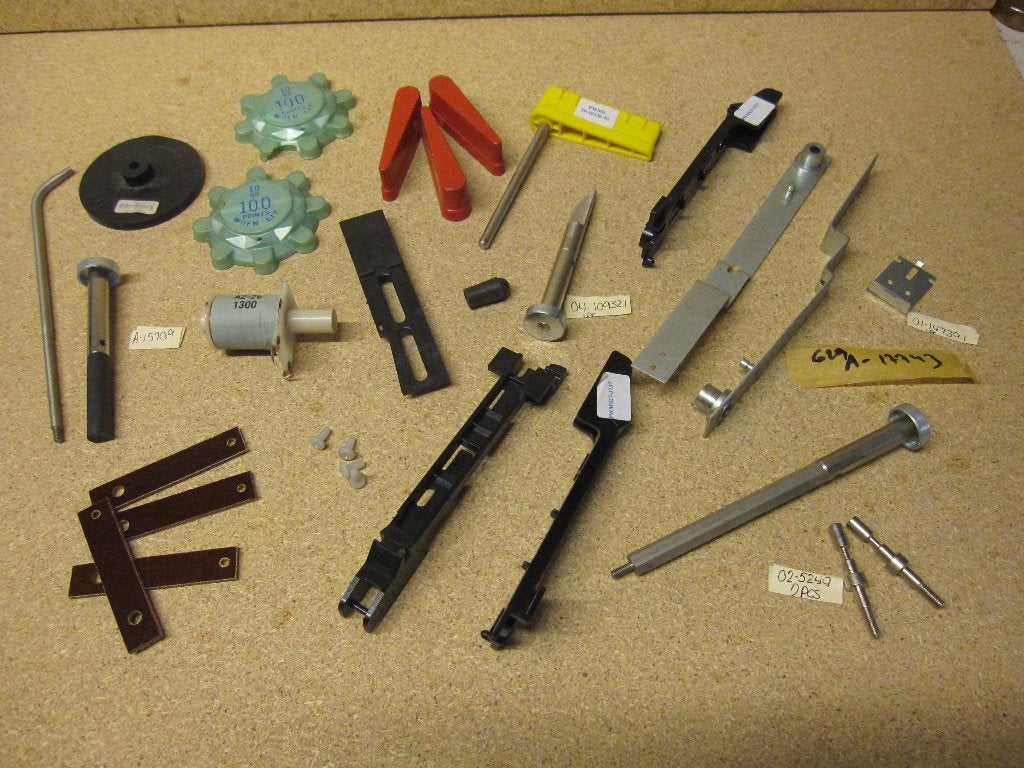 B4 new old stock parts pinball, Ophalen of Verzenden, Zo goed als nieuw, Elektronisch, Onderdeel of Defecte kast
