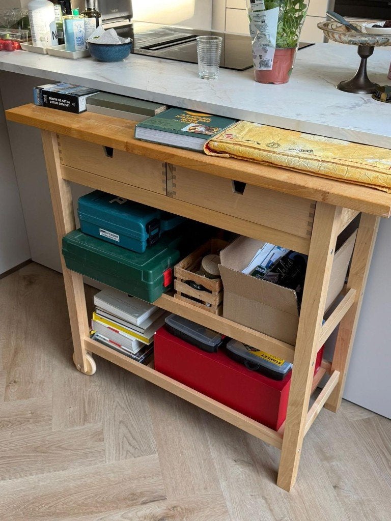 IKEA FÖRHÖJA roltafel/eiland, zo goed als nieuw, Ophalen, Met plank(en), 100 tot 150 cm, Zo goed als nieuw