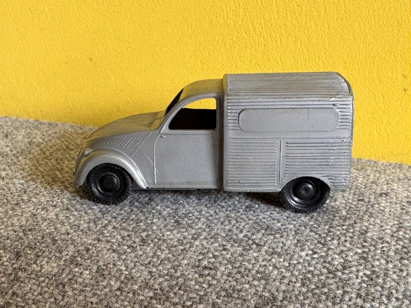 Citroen 2cv bestelauto camionnette merk Clé 1/32, Ophalen of Verzenden, Gebruikt, Auto, Overige merken