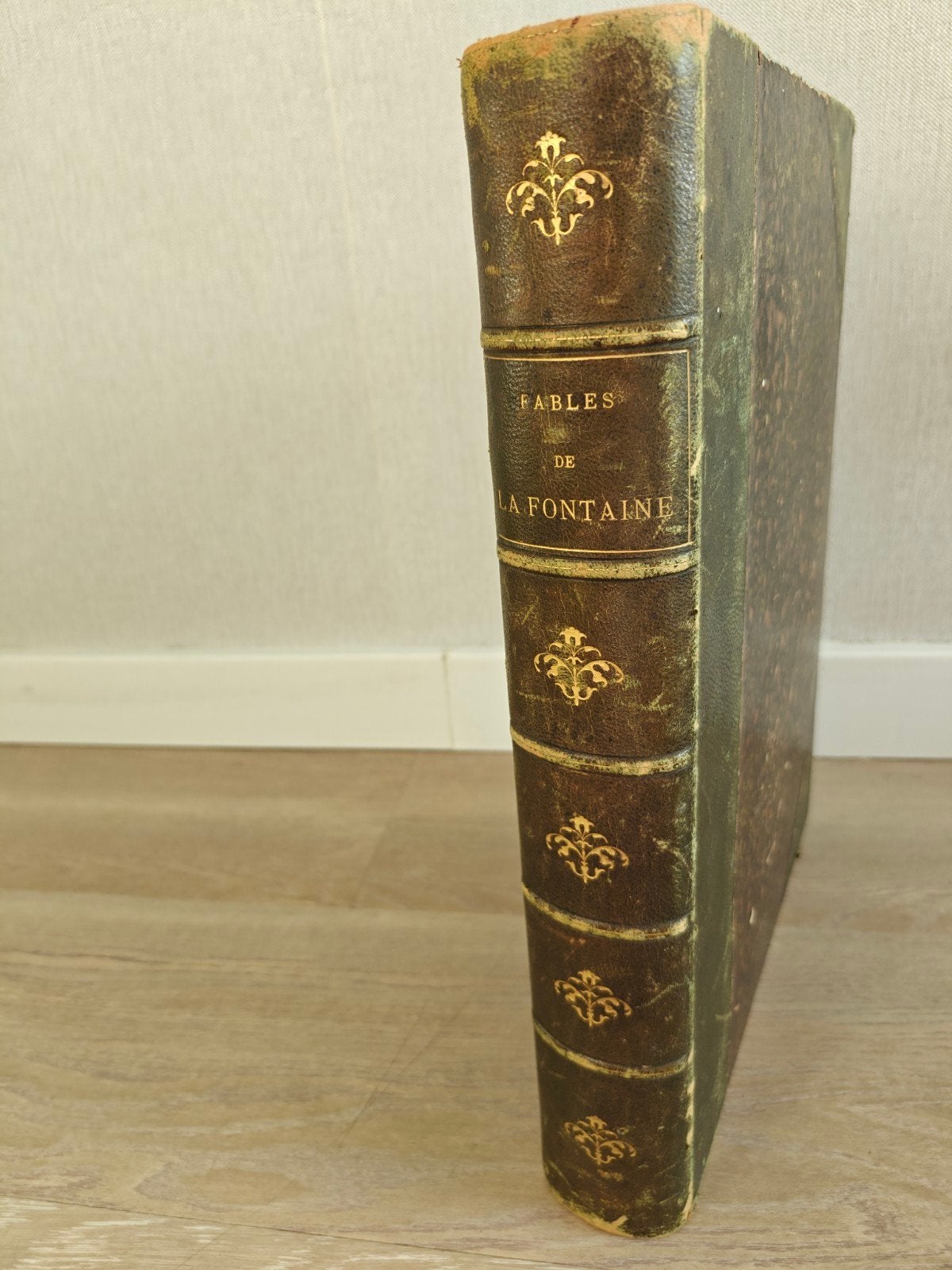 Fables de La Fontaine 1868 bladgoud, Ophalen