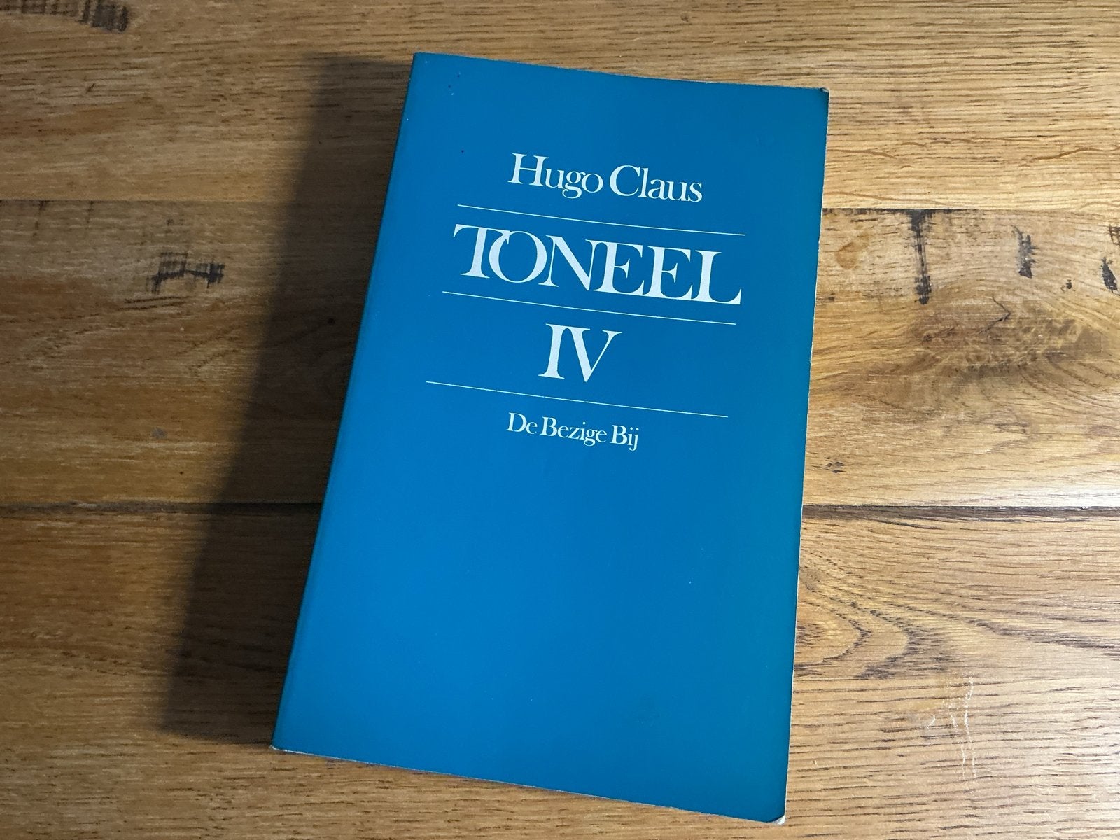 Hugo Claus - Toneel IV (De Bezige Bij), Ophalen of Verzenden, Zo goed als nieuw