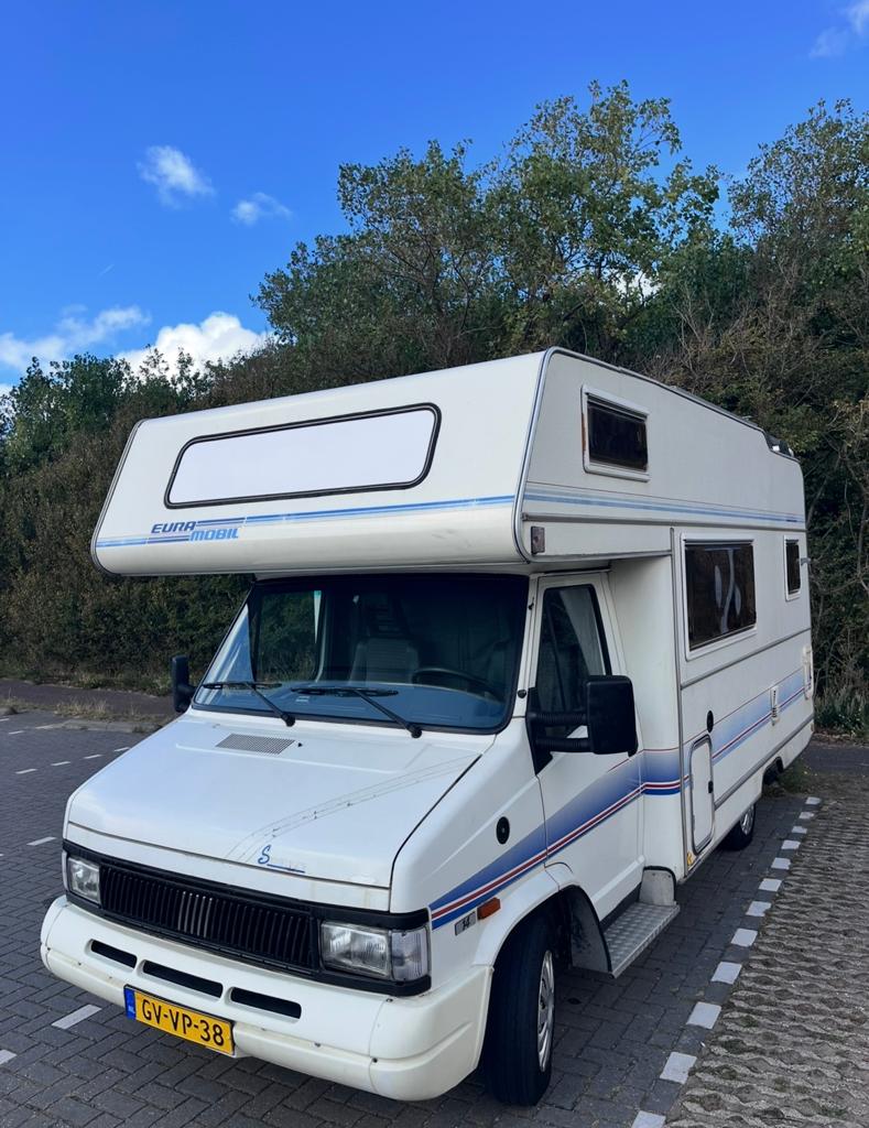 Fiat Ducato Camper (1993) - Ruim & sfeervol - Nieuwe APK, Caravans en Kamperen, Campers, Chemisch toilet, Alkoof, Fiat, Luifel