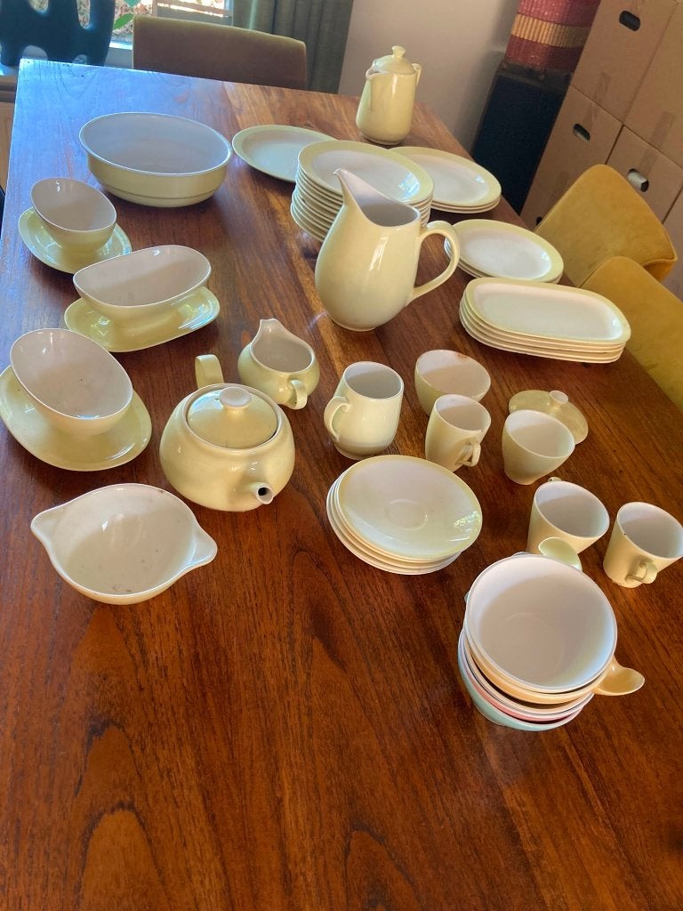 vintage geel servies Maastricht Regout, Antiek en Kunst, Antiek | Servies los, Ophalen