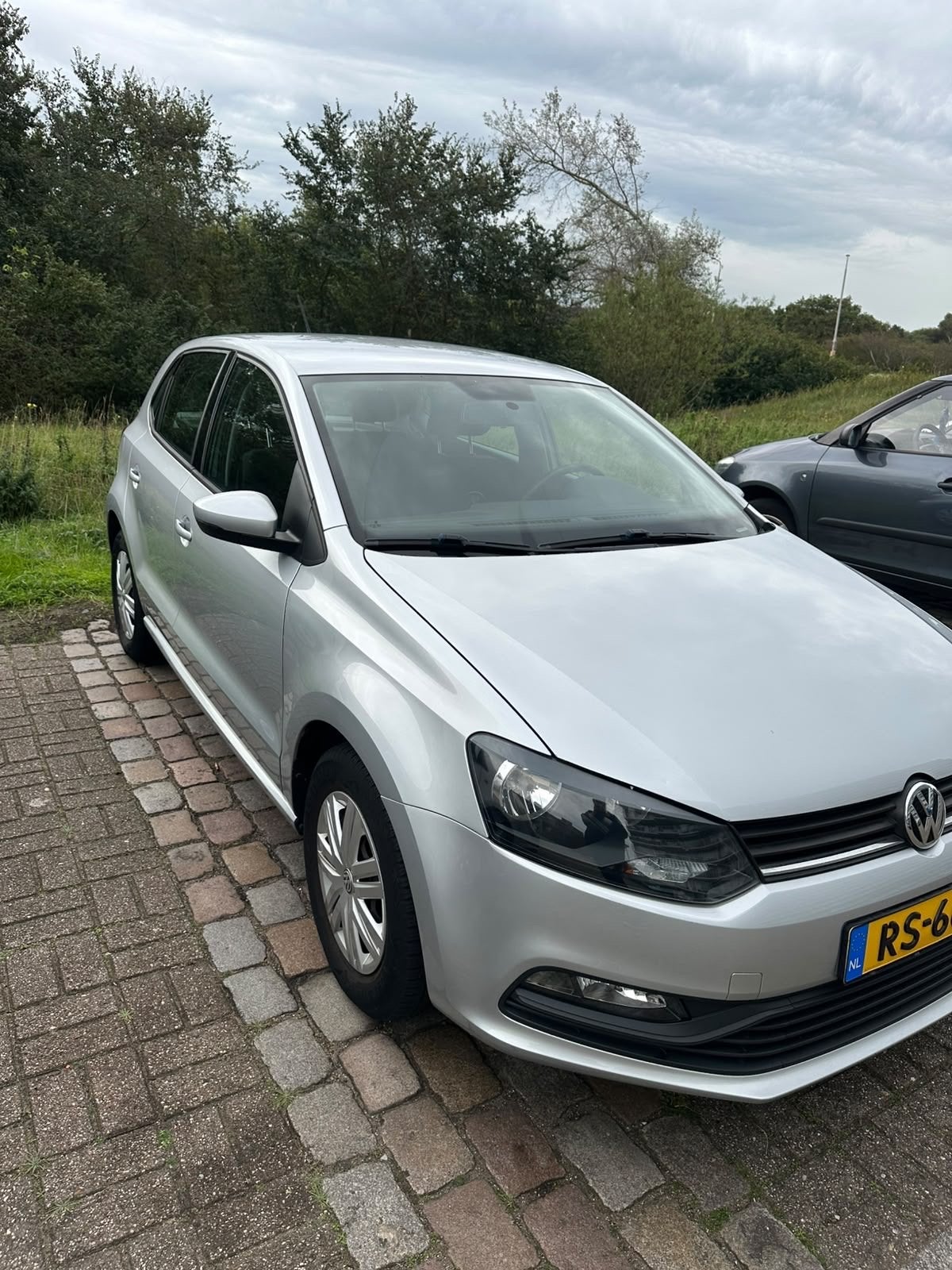 Volkswagen Polo 1.0 TSI 55KW 2017 Grijs, Handgeschakeld, Particulier, 3 cilinders, 955 kg