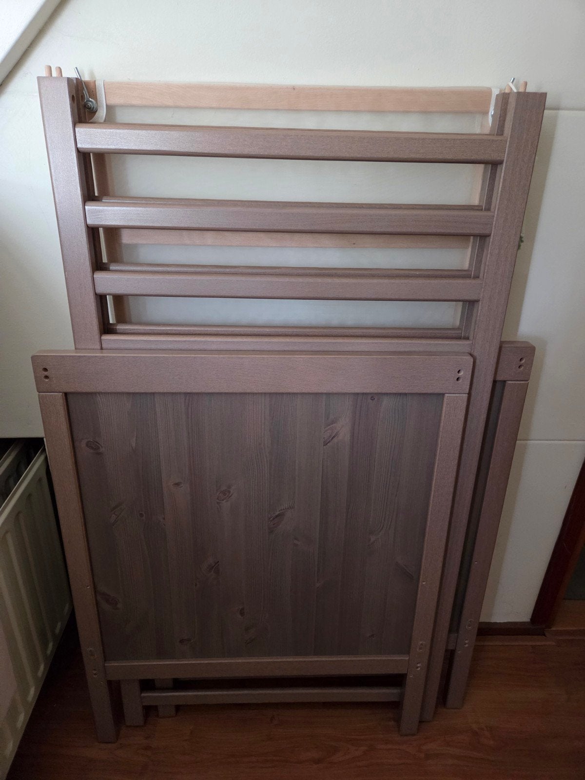 IKEA SUNDVIK Ledikant - Bruin, Kinderen en Baby's, Ophalen, Gebruikt, Ledikant